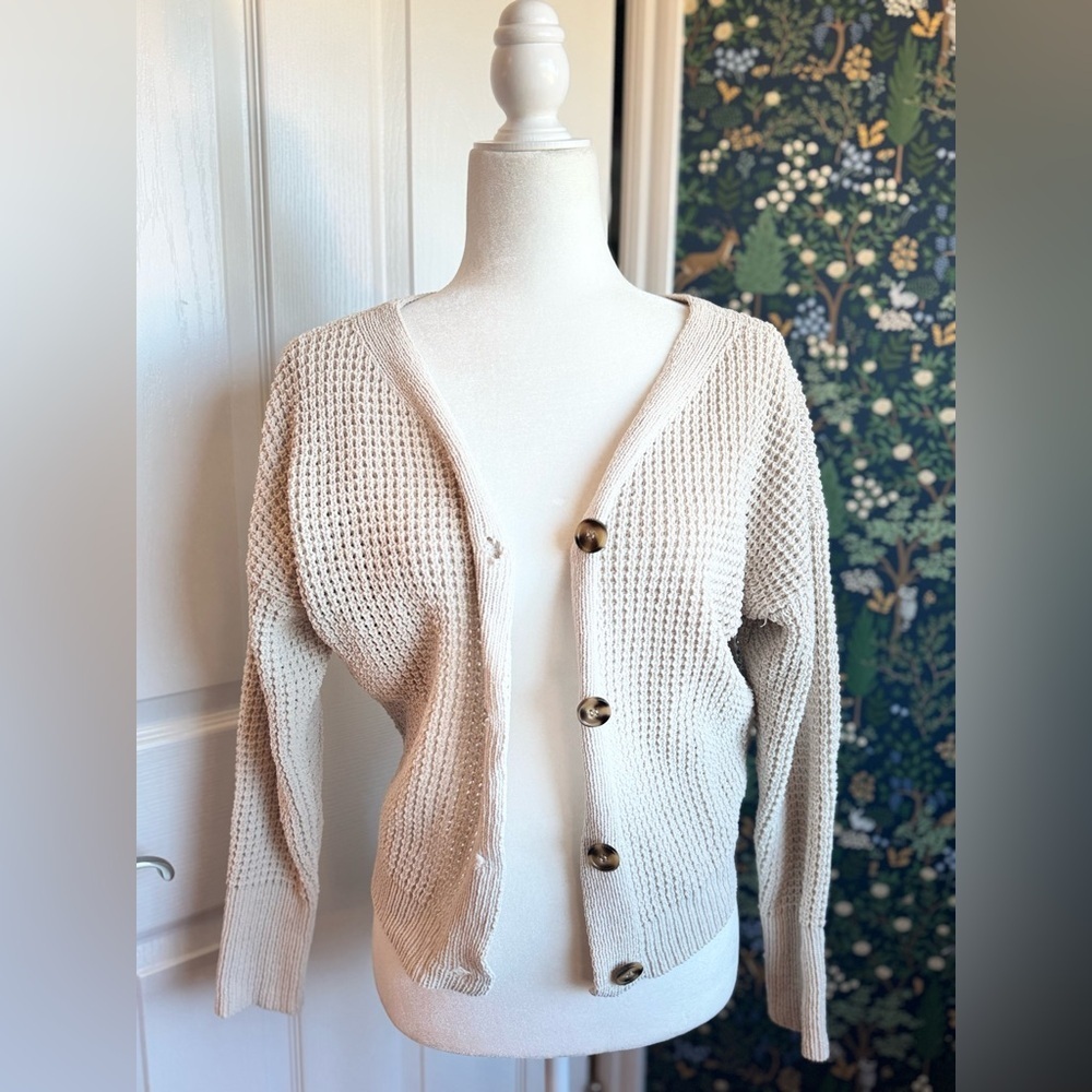moon & madison Cream Button-Up Cardigan​